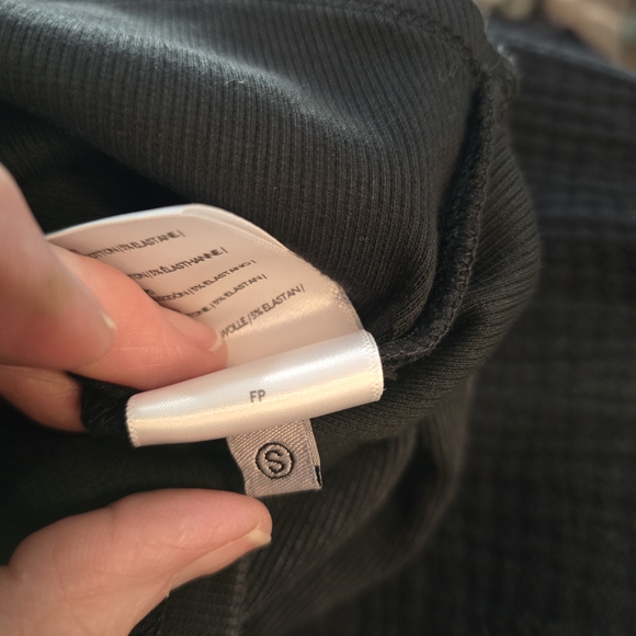 Free People Women's Black Long Sleeve Top - Picture 5 of 5